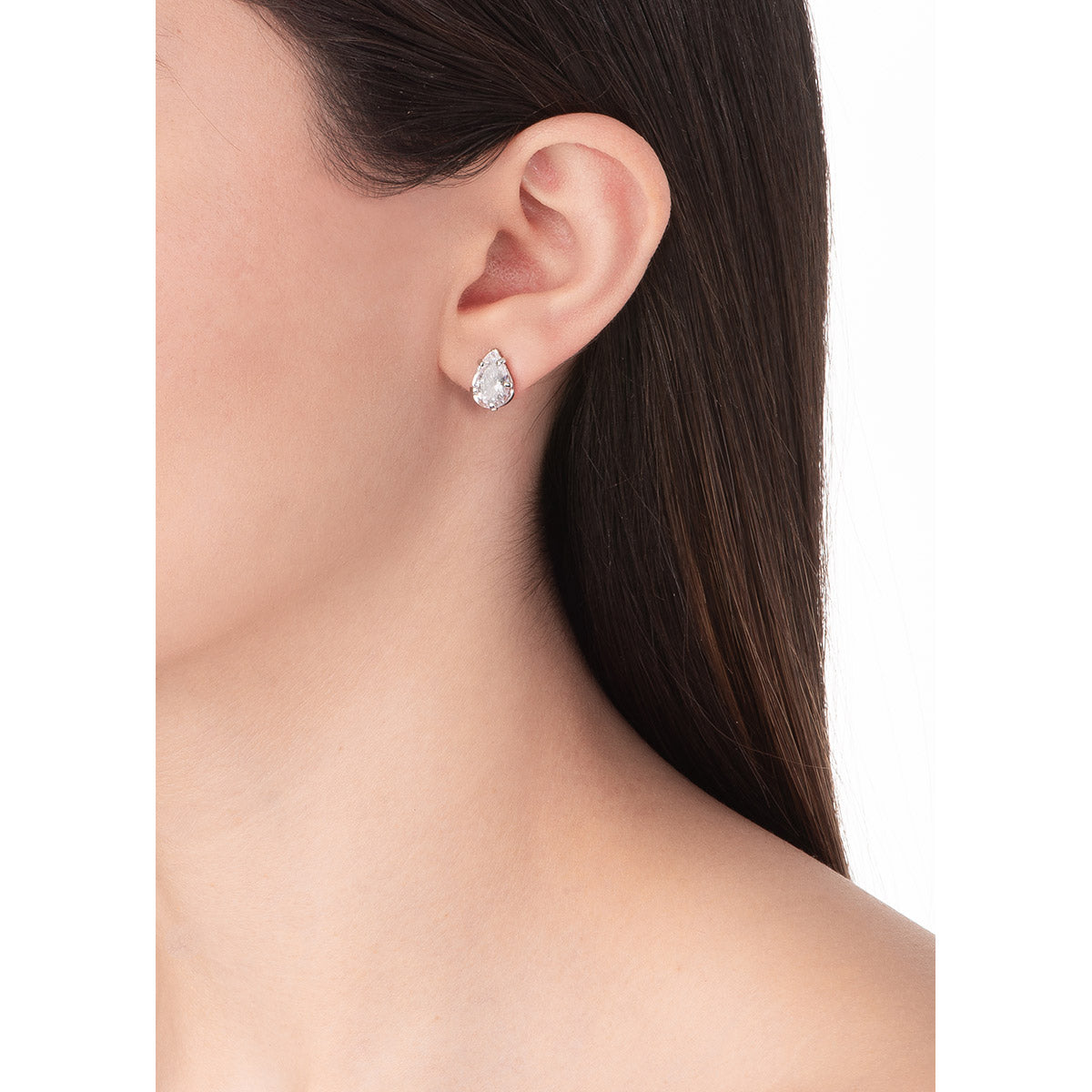 
Earrings with Diamonice in crystal tone
