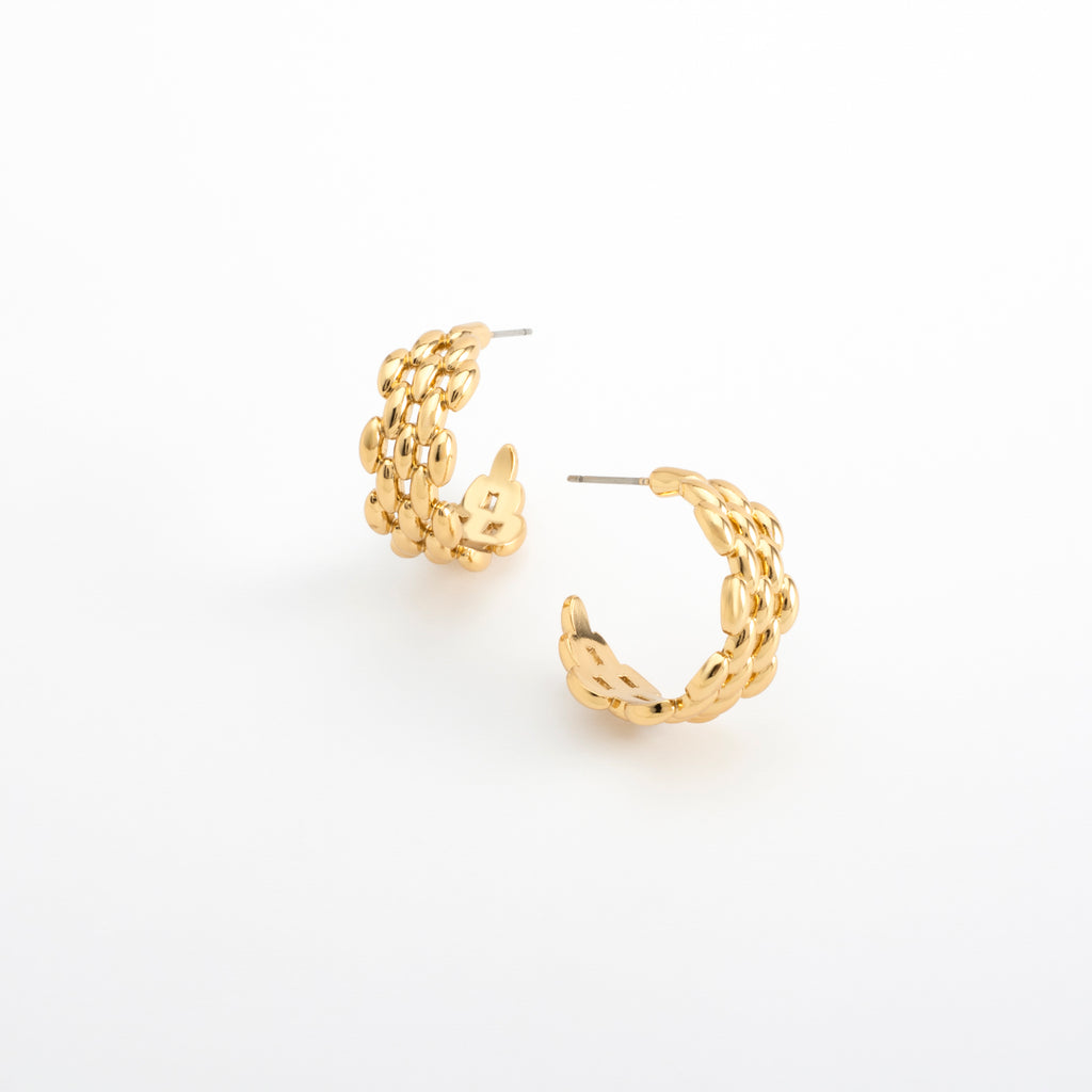 Aretes argolla en baño de oro diseño tejido pulido
