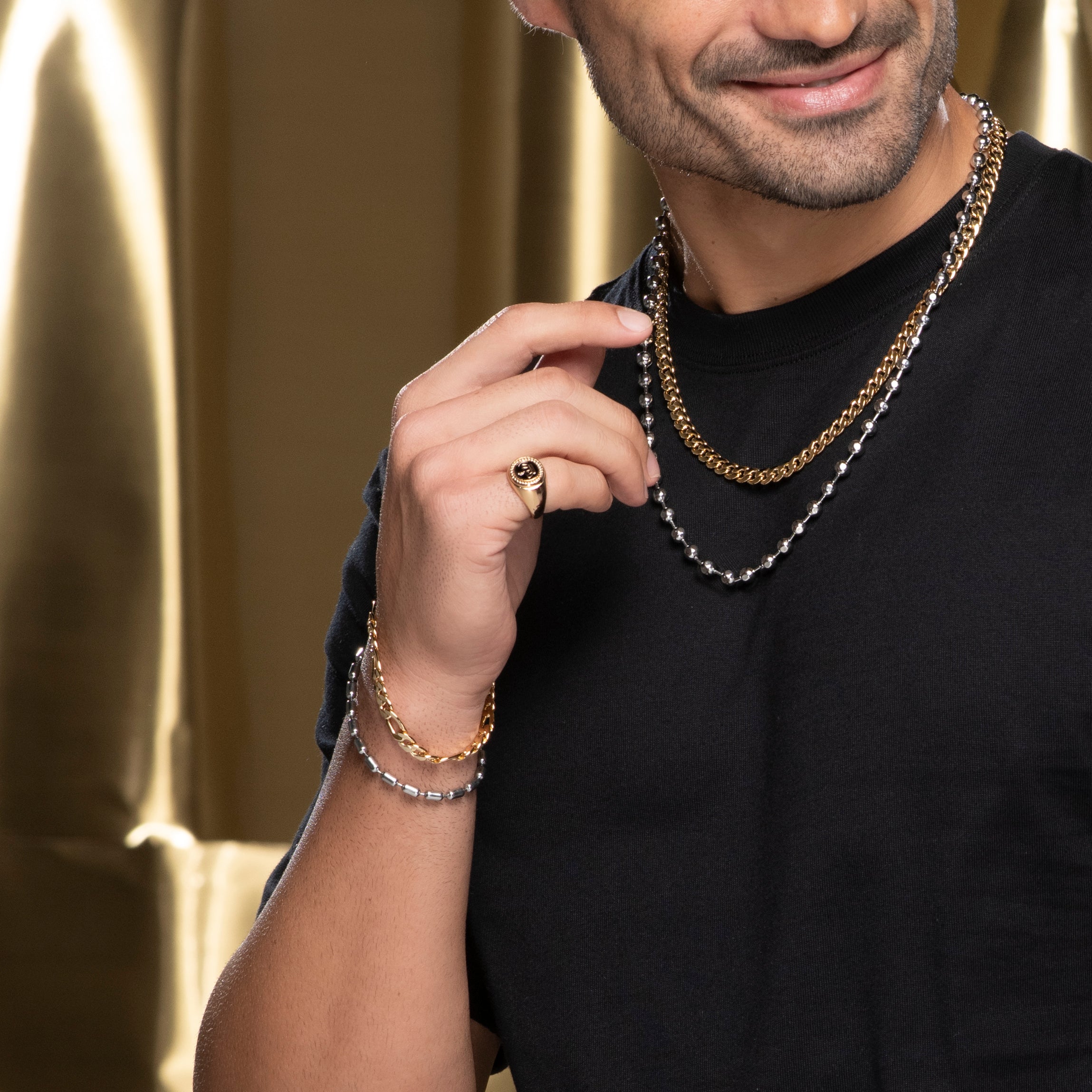 Anillo de sello para hombre con diseño de corona.